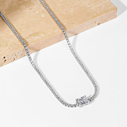 [Rosla]2.0 carat Ornate Emerald Cut Necklace