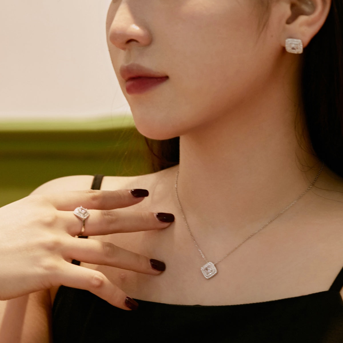 [Rosla]Sparkling Asscher Cut Necklace
