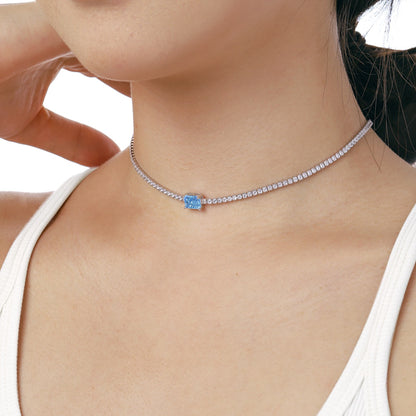 [Rosla]2.0 carat Ornate Emerald Cut Necklace