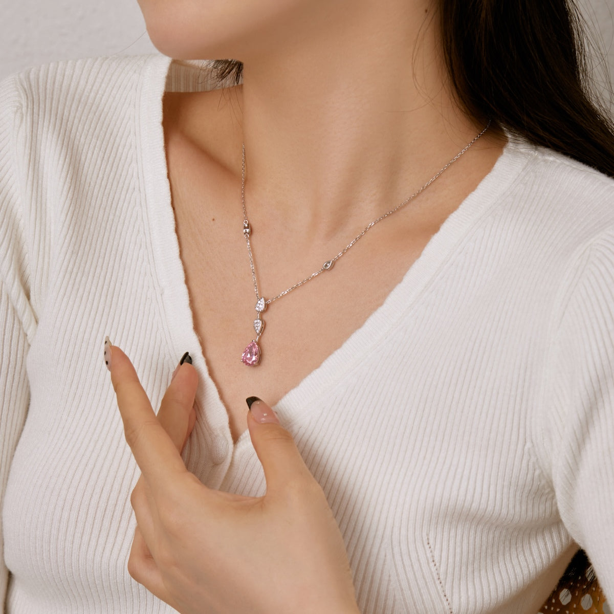 [Rosla]Dazzling Pear Cut Necklace