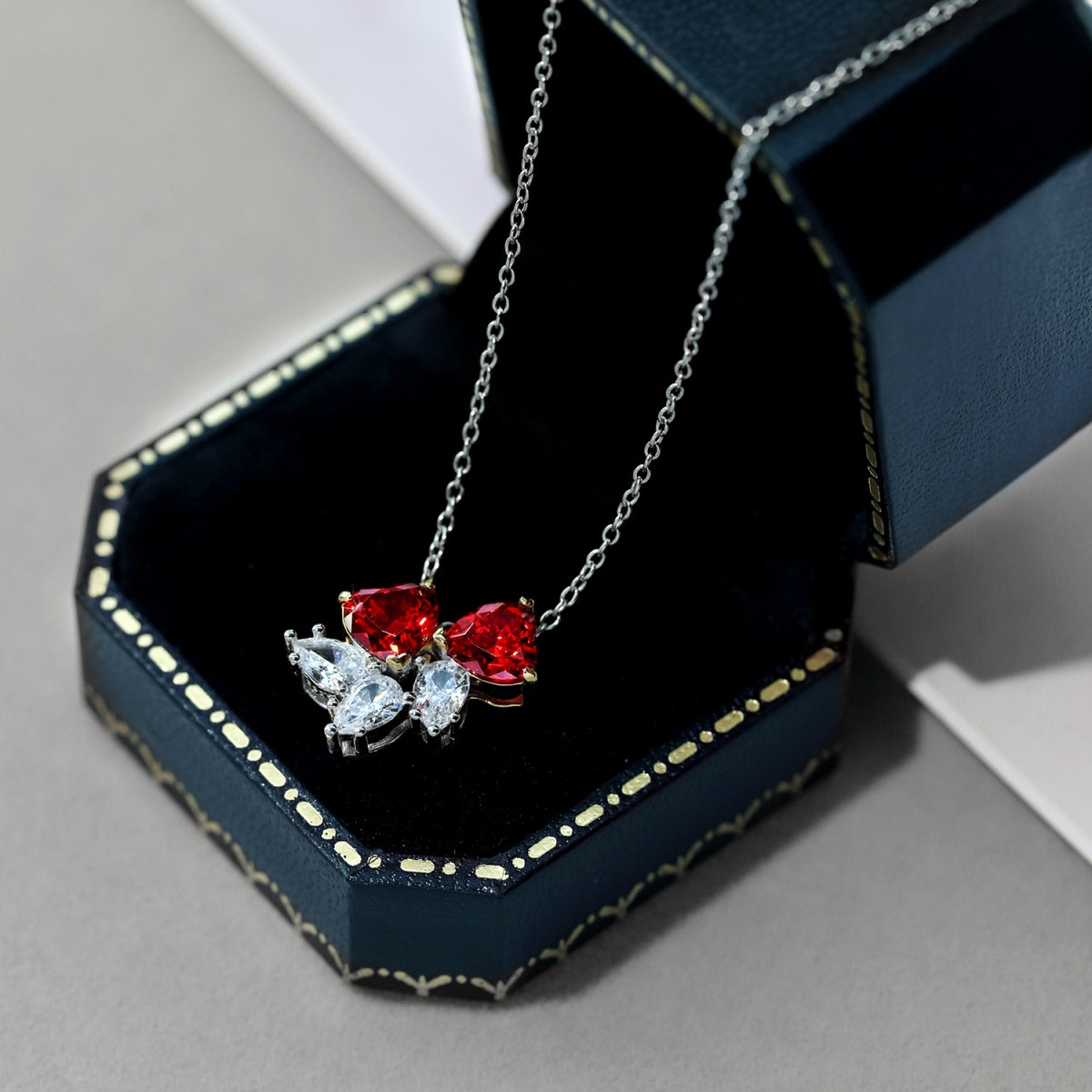 [Rosla]Dainty Red Heart Necklace