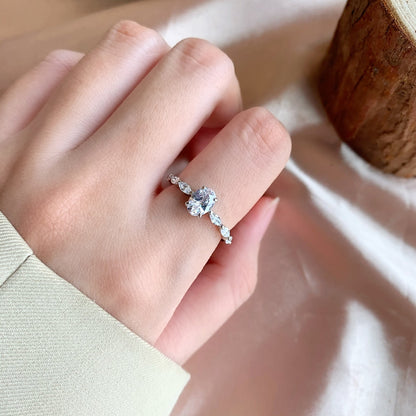 [Rosla]0.75 Carat Luxurious Vibrant Elongated Cushion Cut Daily Ring