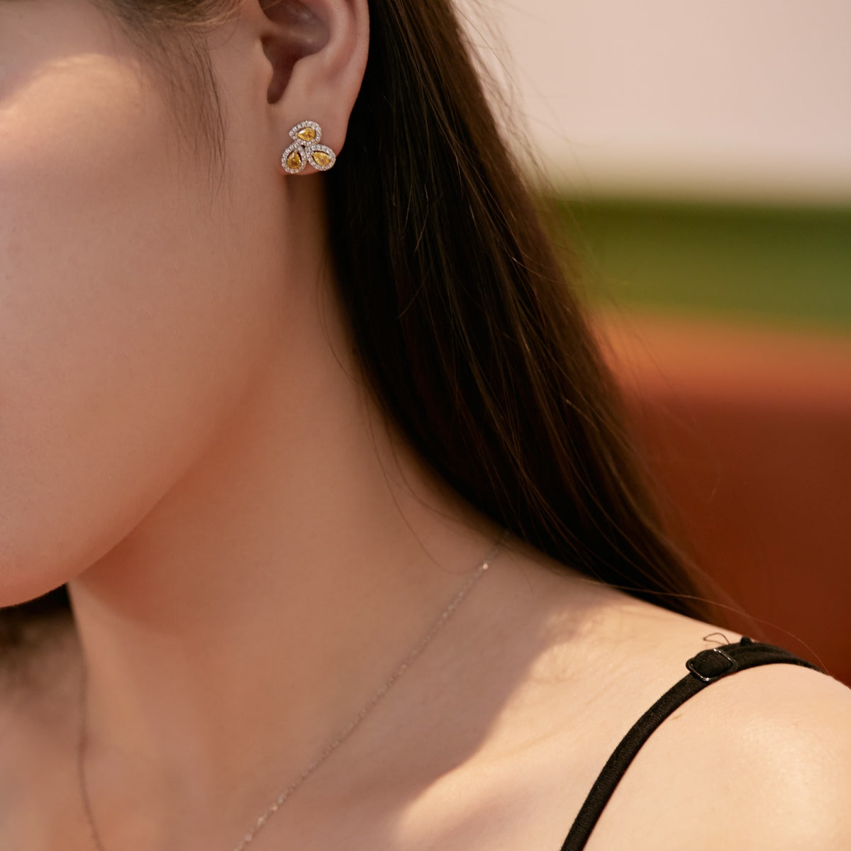 [Rosla]Ornate Flower Shape Pear Cut Lover Earrings