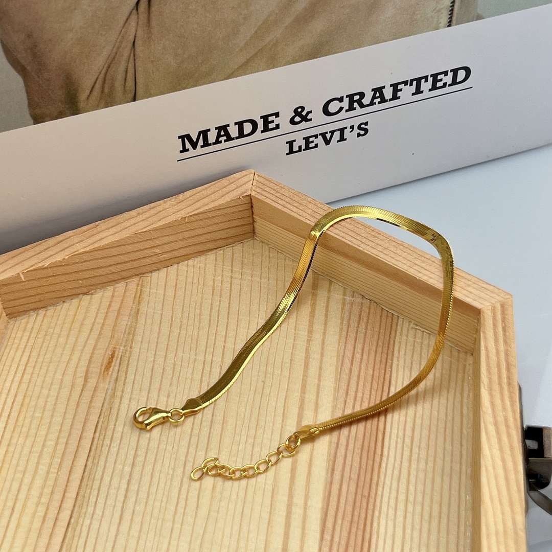 [Rosla]Flat Snake Bone Chain Blade Necklace