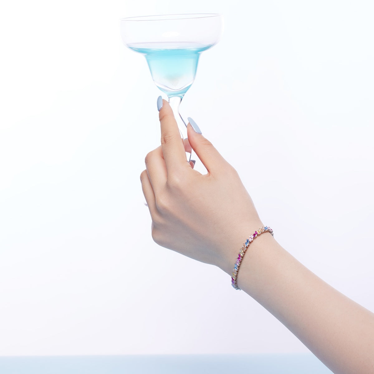 [Rosla]Ornate Sparkling Multi Cut Party Bracelet