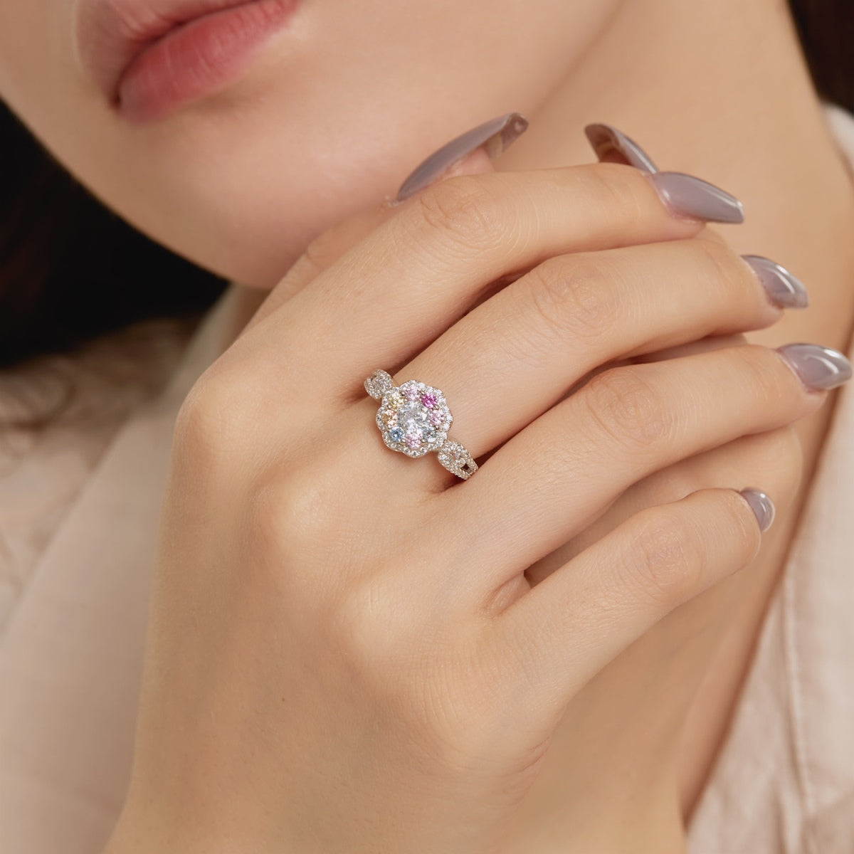 [Rosla]Delicate Colorful Round Cut Flower Shape Wedding Ring