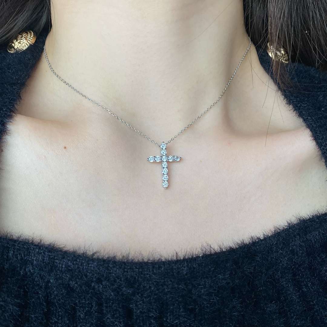 [Rosla]Unique Cross Shape Necklace