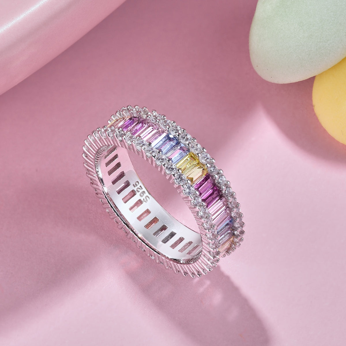 [Rosla]Dainty Kaleidoscopic Emerald Cut Daily Ring