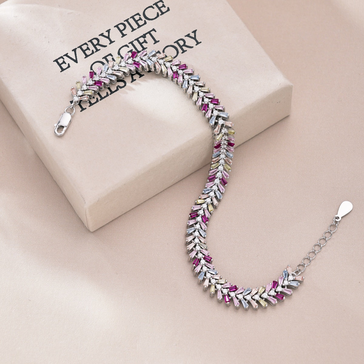 [Rosla]Dainty Radiant Emerald Cut Daily Bracelet