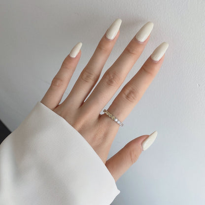 [Rosla]Sparkling Round Cut Tennis Ring