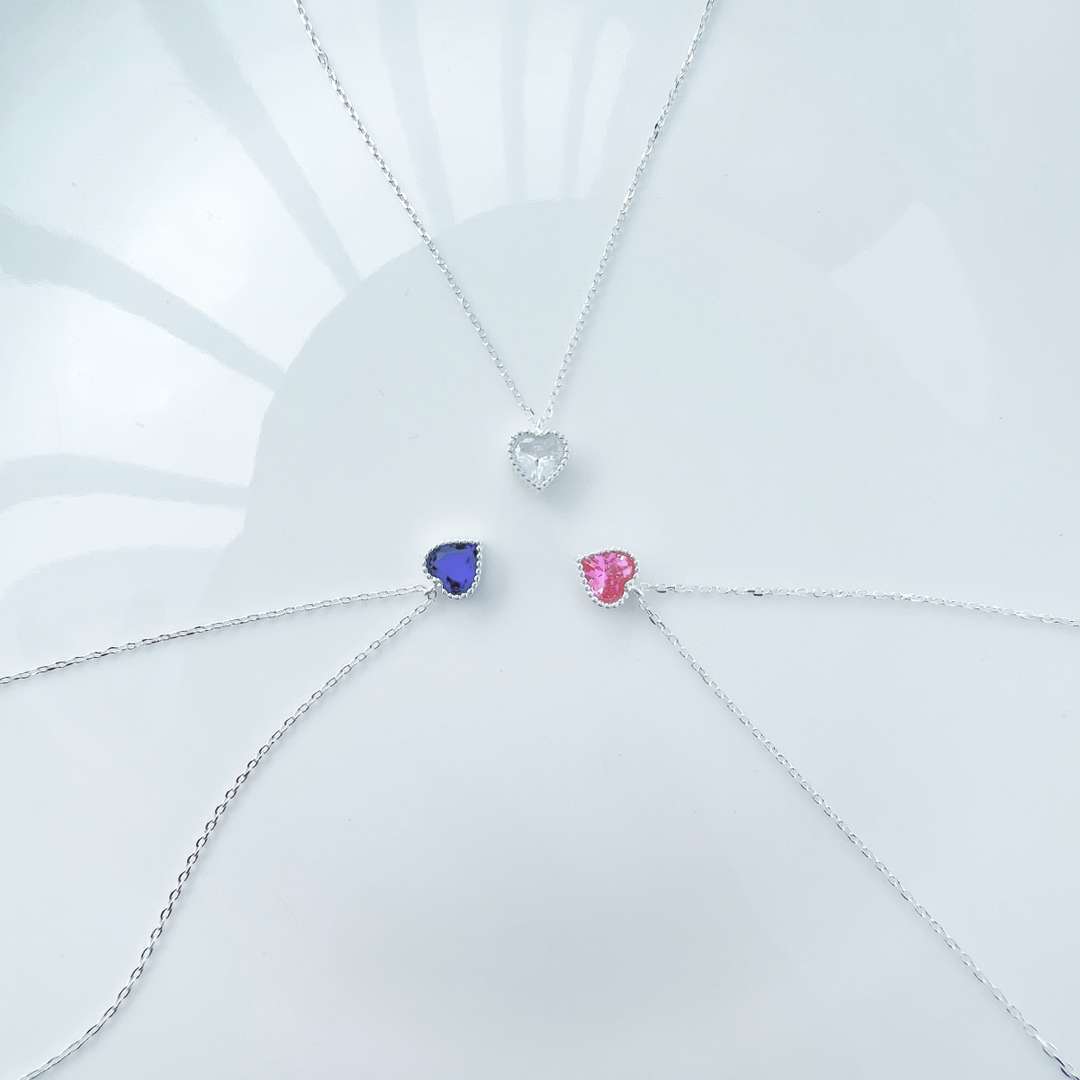 [Rosla]Ornate Heart Shape Necklace