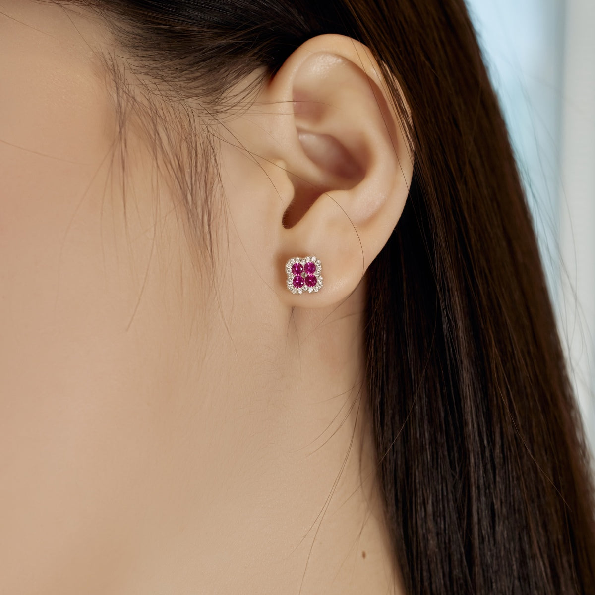 [Rosla]Four-Leaf Clover Flower Shaped Earrings