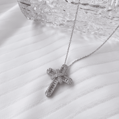 [Rosla]Gypsophila With Dimonds Necklace