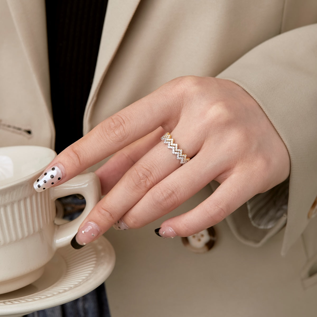 [Rosla]Delicate Enchanting Wave Shape Daily Ring