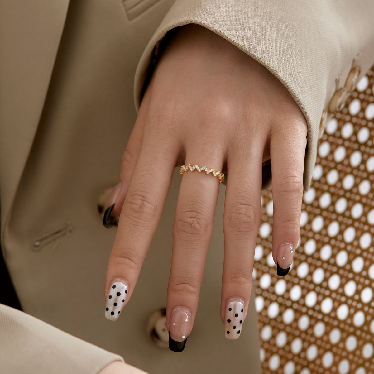 [Rosla]Delicate Enchanting Wave Shape Daily Ring