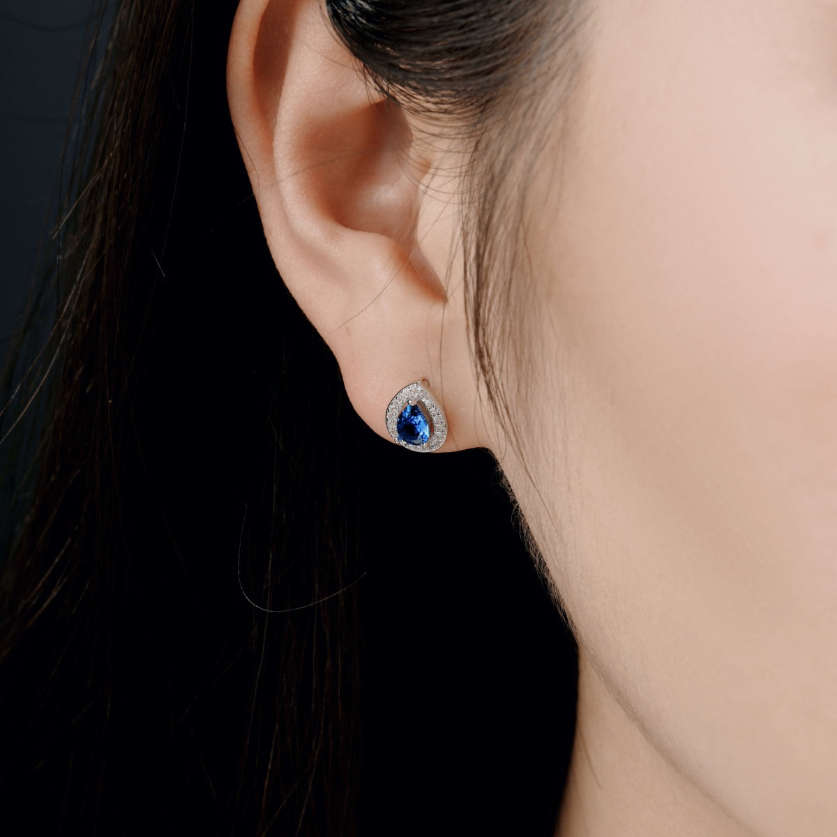 [Rosla]Luxurious Water Drop Shape Earrings