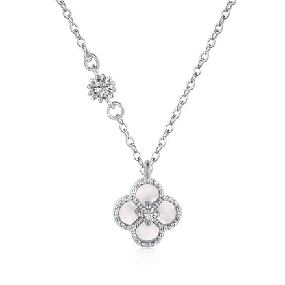 [Rosla]Delicate Flower Shape Necklace