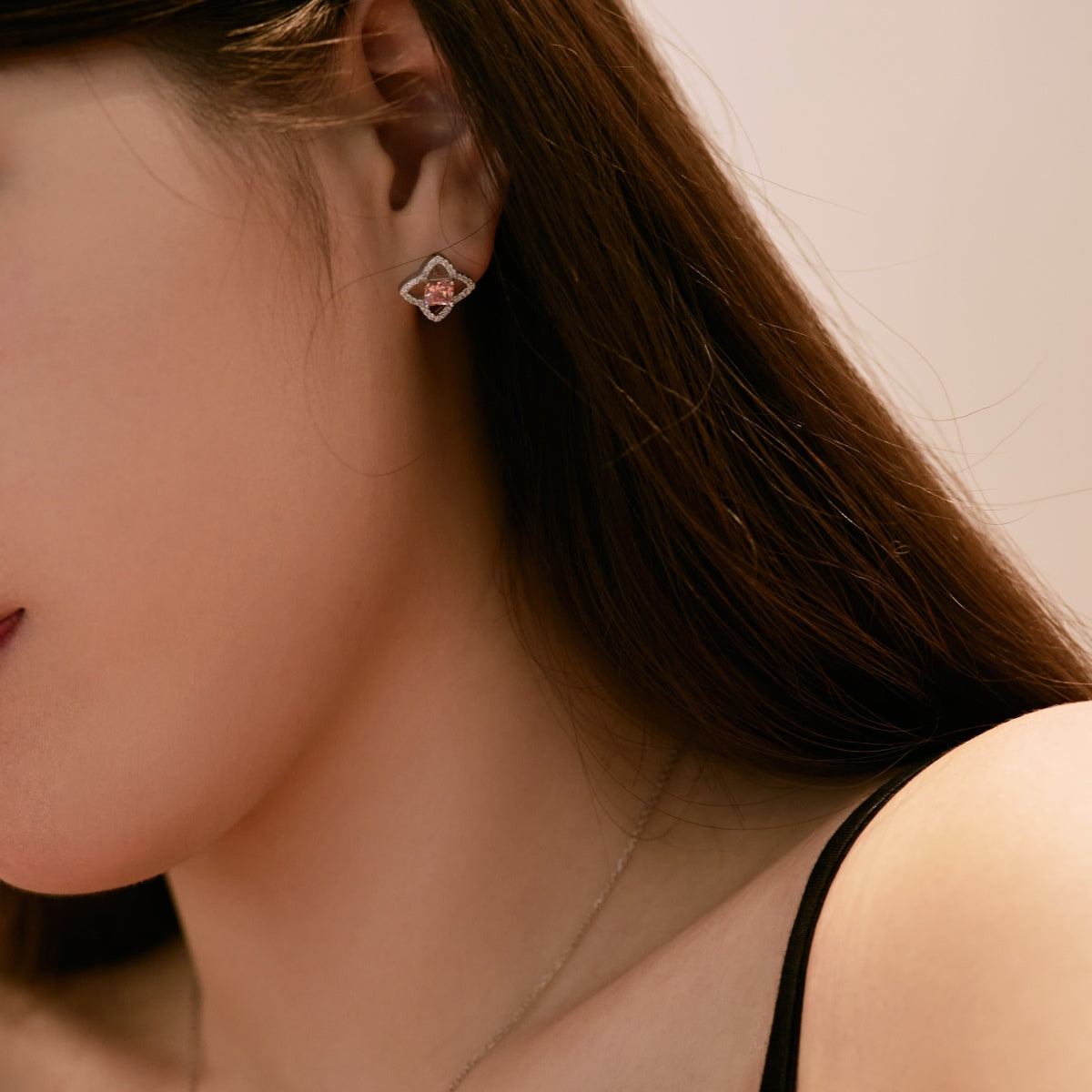 [Rosla]Elegant Star Shape Princess Cut Daily Earrings