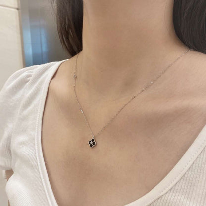 [Rosla]Delicate Flower Shape Necklace