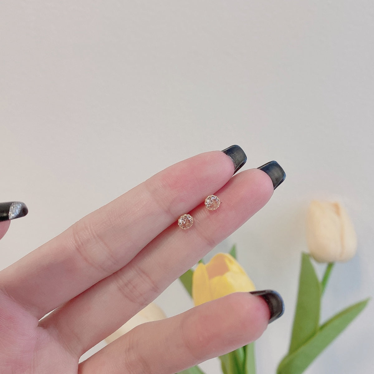 [Rosla]Sparkling Colorful Round Shape Earrings