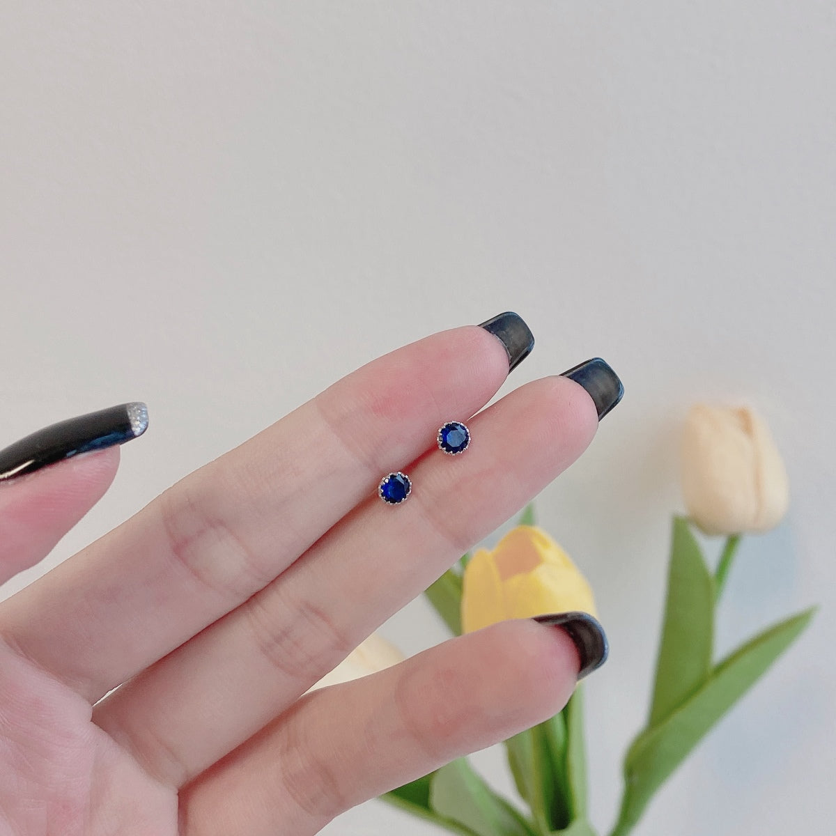 [Rosla]Sparkling Colorful Round Shape Earrings