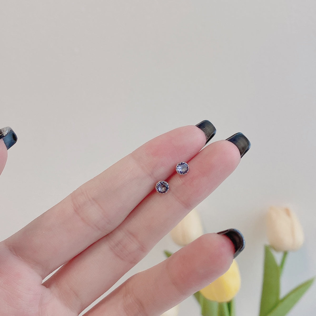 [Rosla]Sparkling Colorful Round Shape Earrings