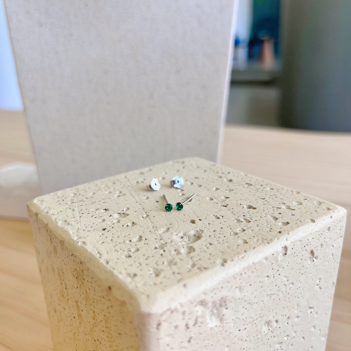 [Rosla]Delicate Solitaire Earrings