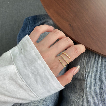 [Rosla]Unique Vibrant Entangle Daily Ring