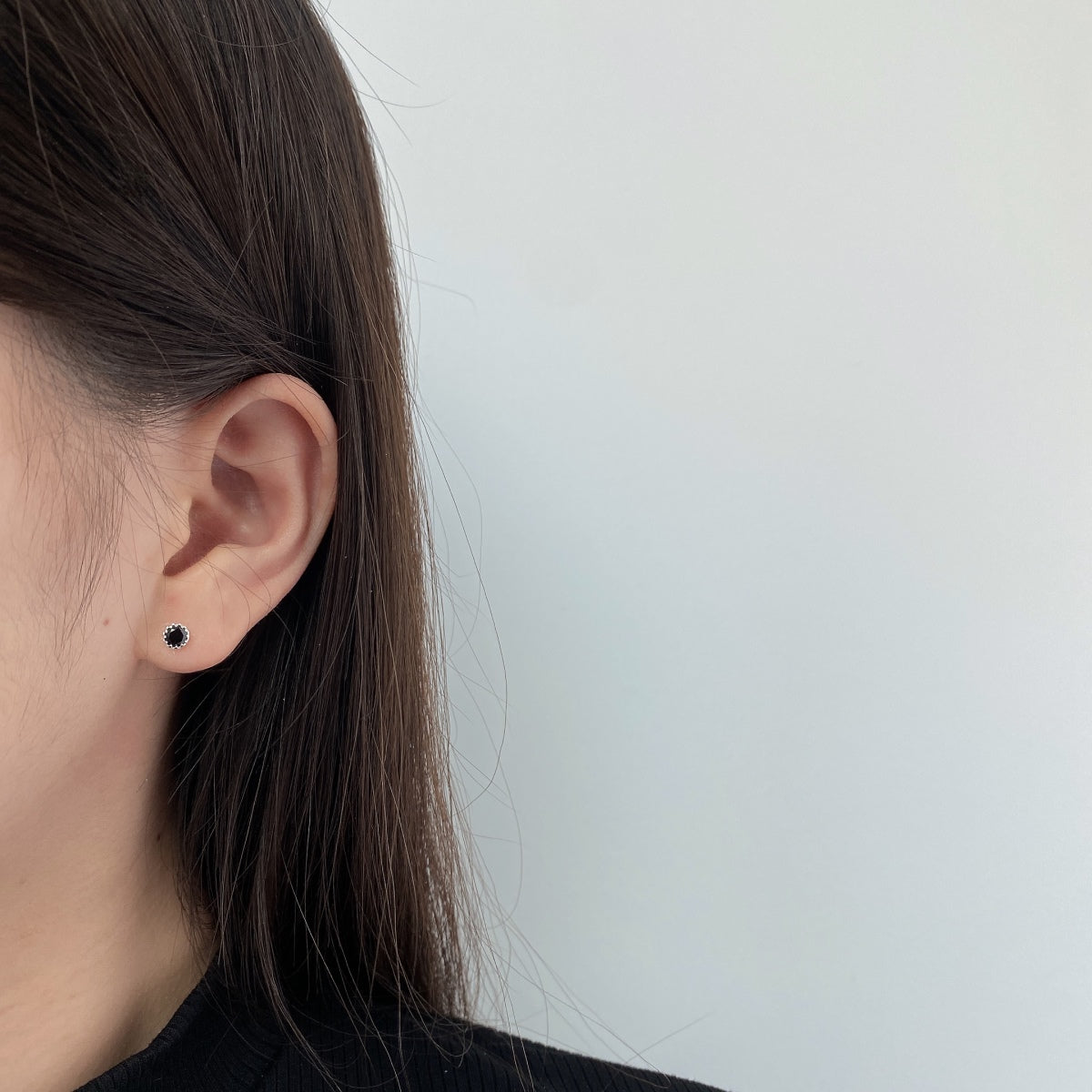 [Rosla]Sparkling Colorful Round Shape Earrings