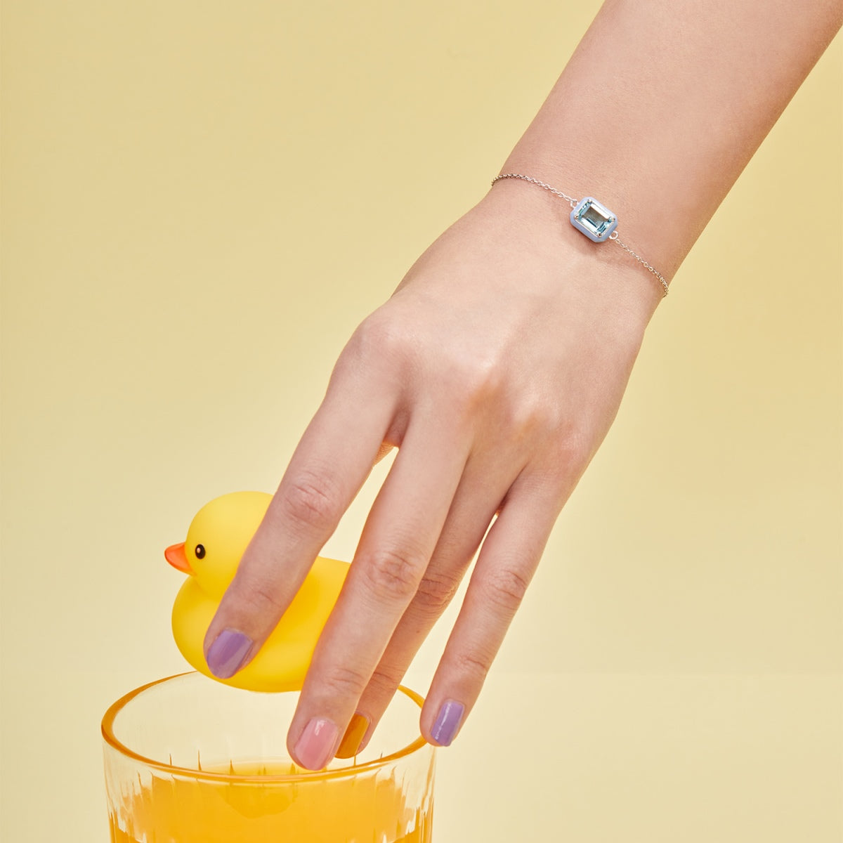 [Rosla]2.0 Carat Sparkling Colorful Emerald Cut Daily Bracelet