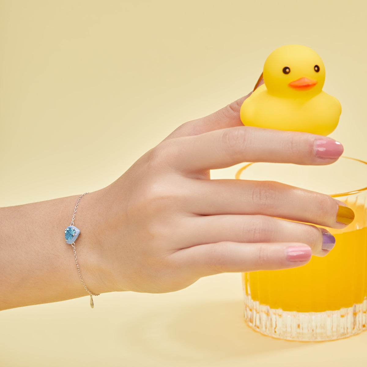 [Rosla]Sparkling Romantic Heart Shape Lover Bracelet