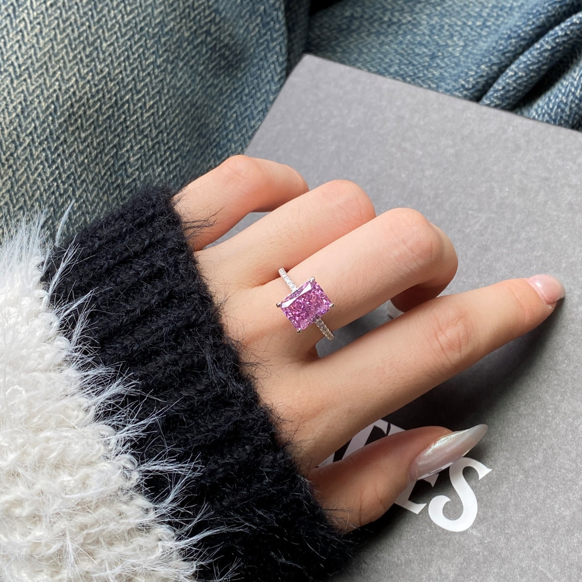 [Rosla]4.0 Carat Luxurious Engagement Ring