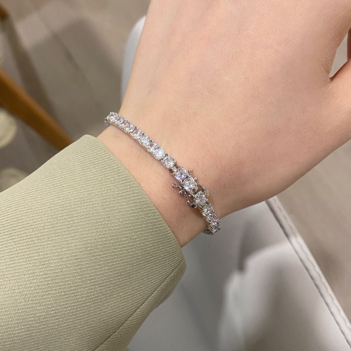 [Rosla]Luxurious Ornate Round Cut Tennis Bracelet