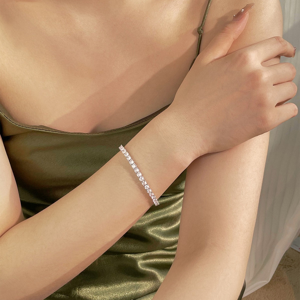 [Rosla]Luxurious Ornate Round Cut Tennis Bracelet
