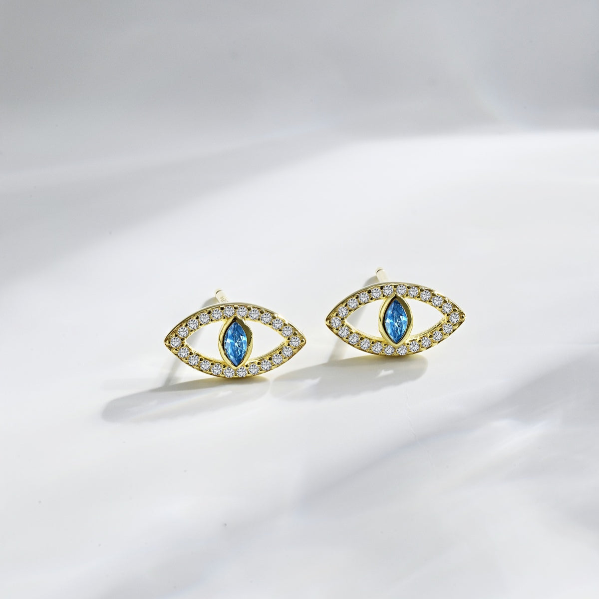 [Rosla]Blue Devil Eyes Hollow Stud Earrings