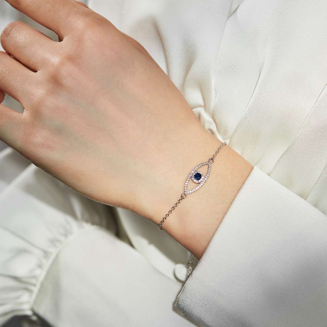 [Rosla]Devil's Eye Hollow Design Bracelet