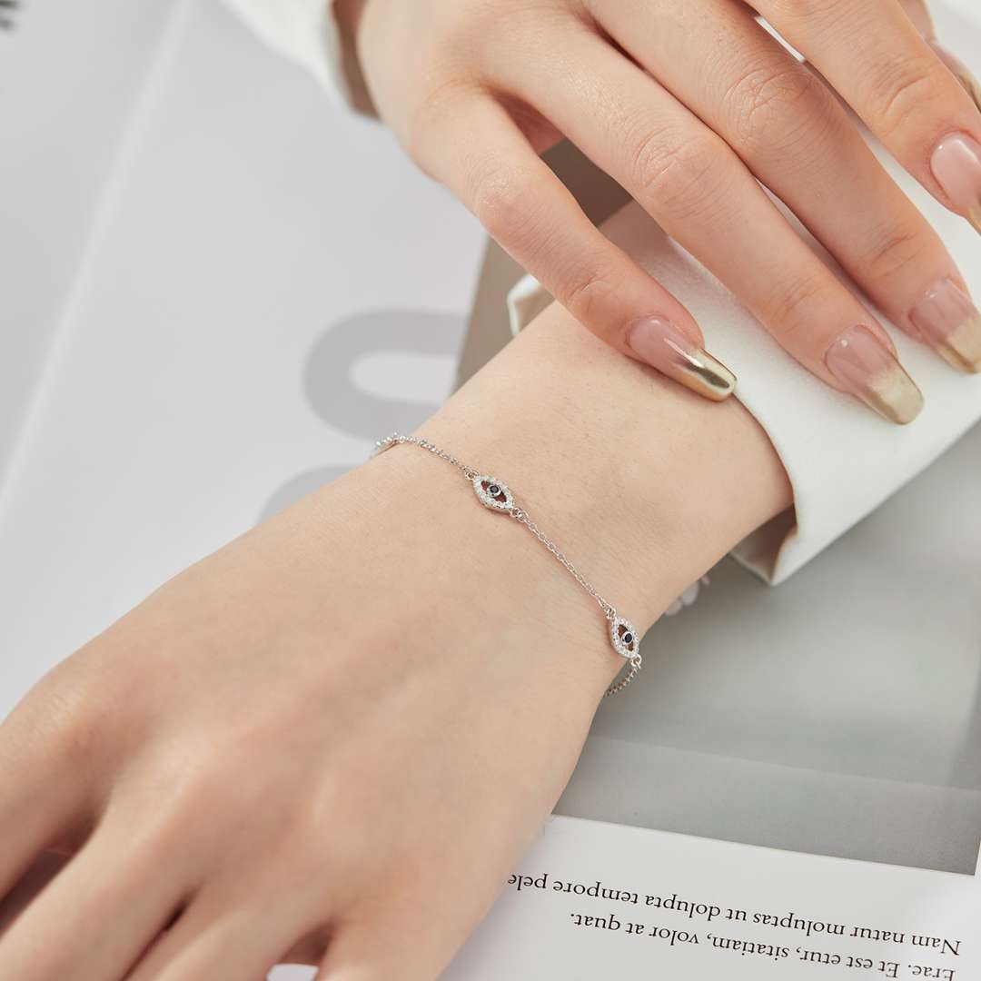 [Rosla]Evil Eye Shape Pendent Necklace