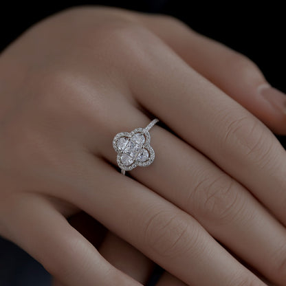 [Rosla]Luxurious Eternity Flower Shape Banquet Ring