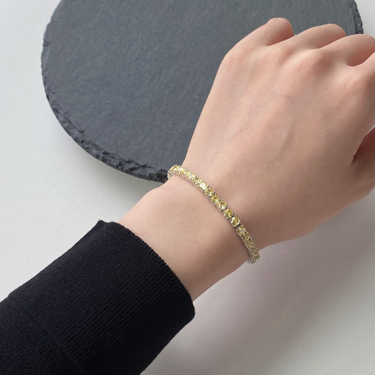 [Rosla]Ornate Dazzling Round Cut Tennis Bracelet