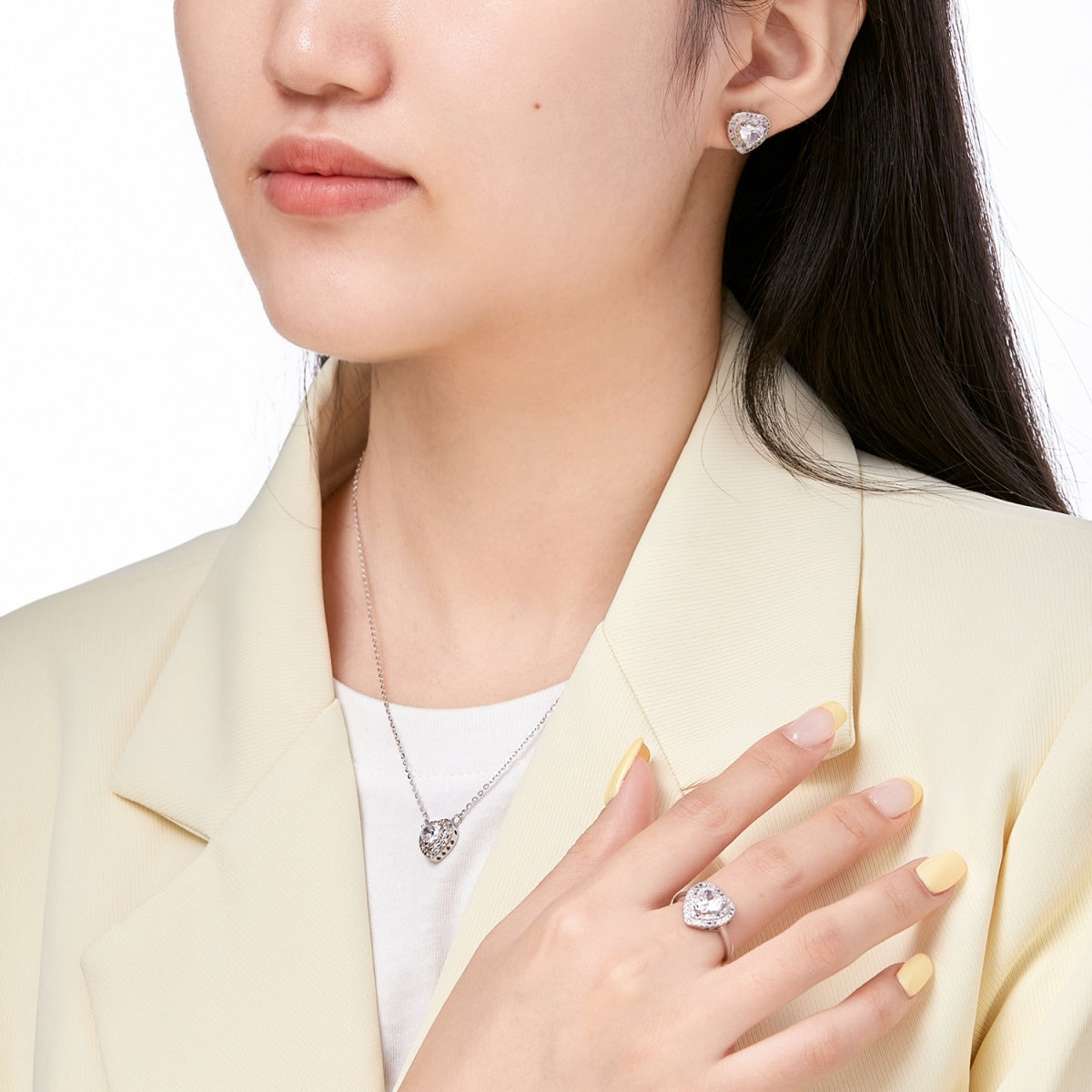 [Rosla]Delicate Ebullient Heart Shape Wedding Ring