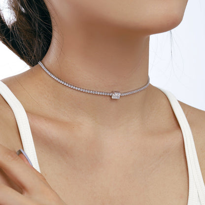 [Rosla]2.0 carat Ornate Emerald Cut Necklace