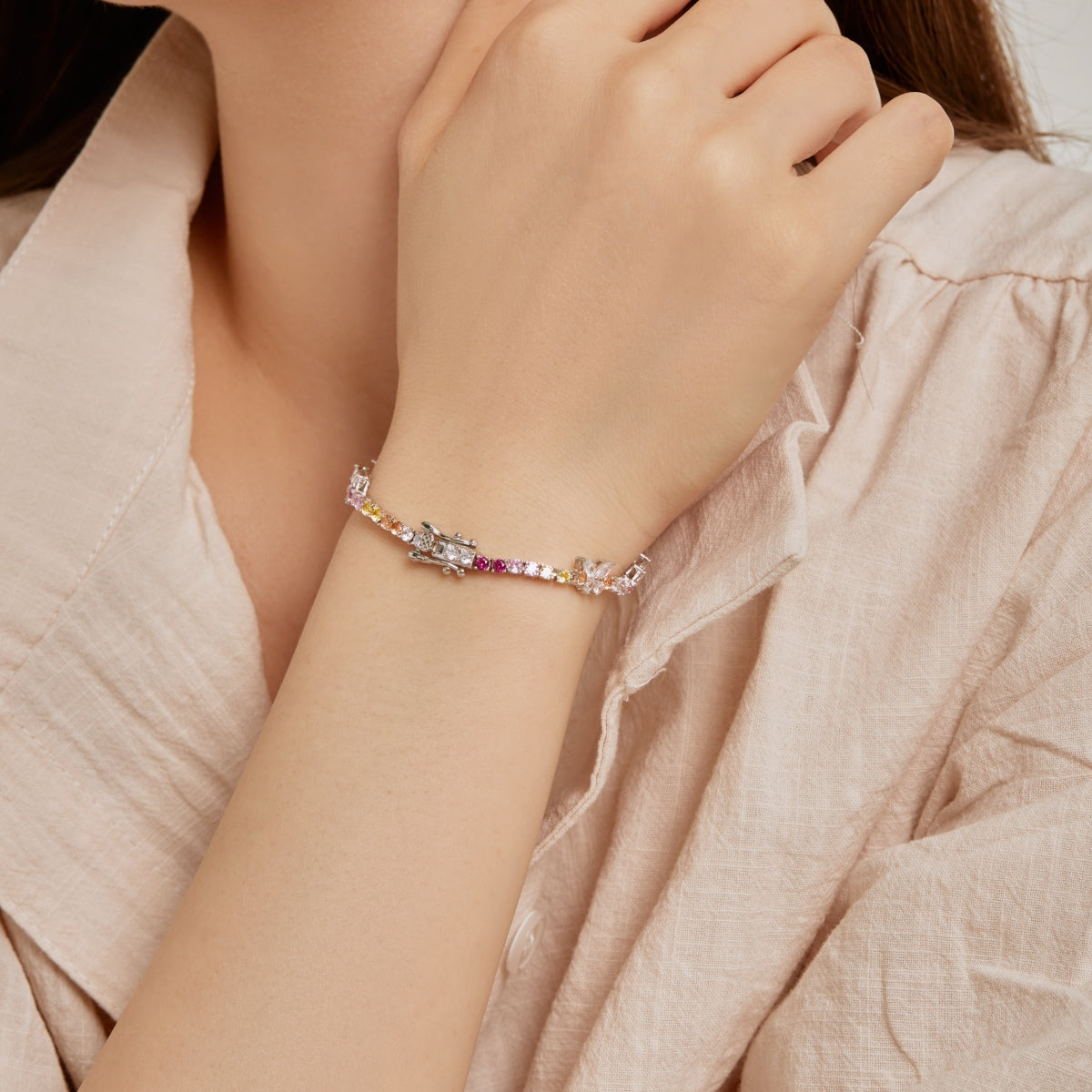 [Rosla]Ornate Colorful Butterfly Shape Round Cut Daily Bracelet