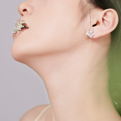 [Rosla]Exquisite Maple Leaf Design Earrings