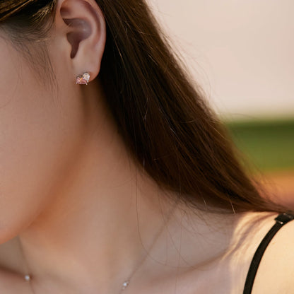 [Rosla]Dazzling Elegant Heart Cut Lover Earrings