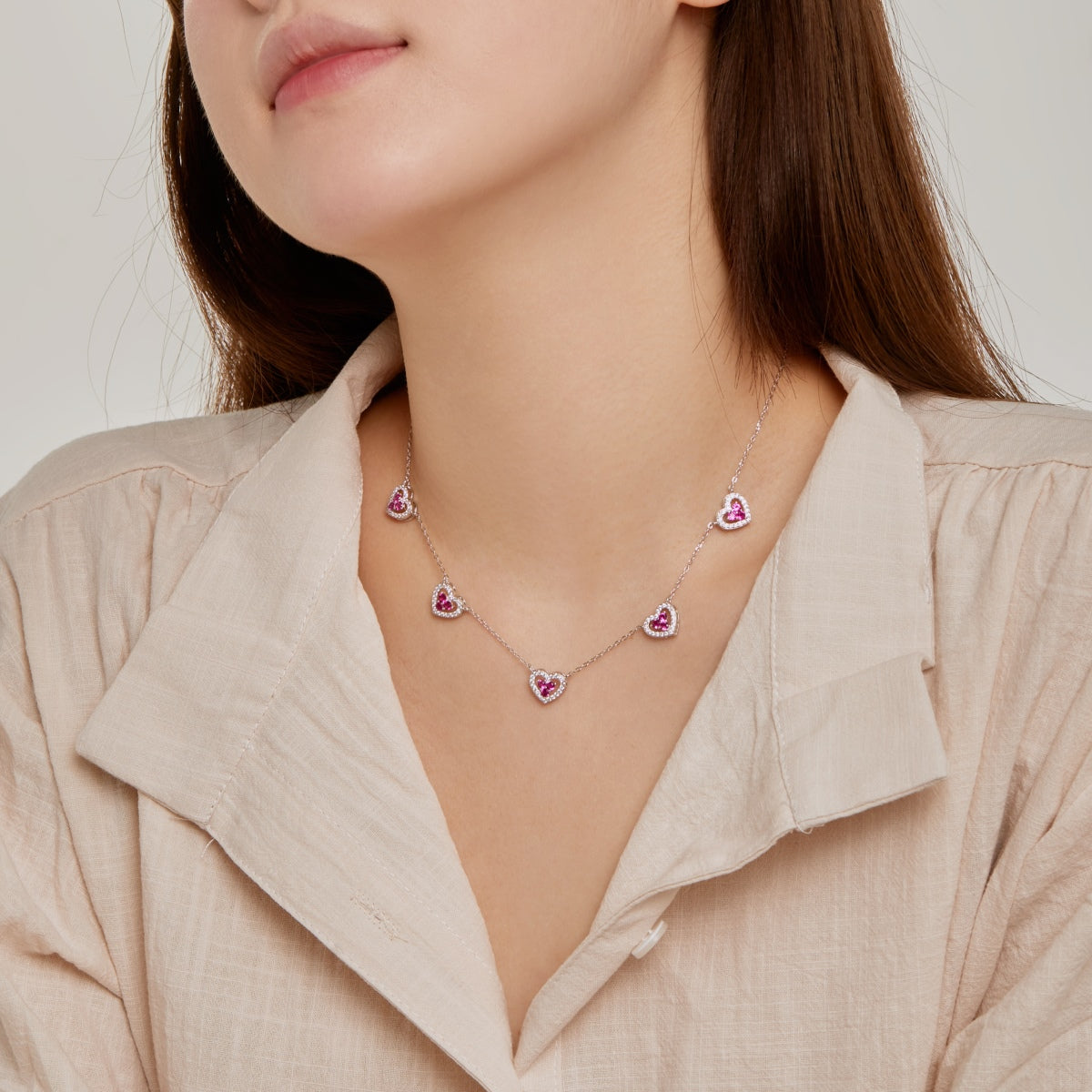 [Rosla]Sparkling Five Heart Necklace