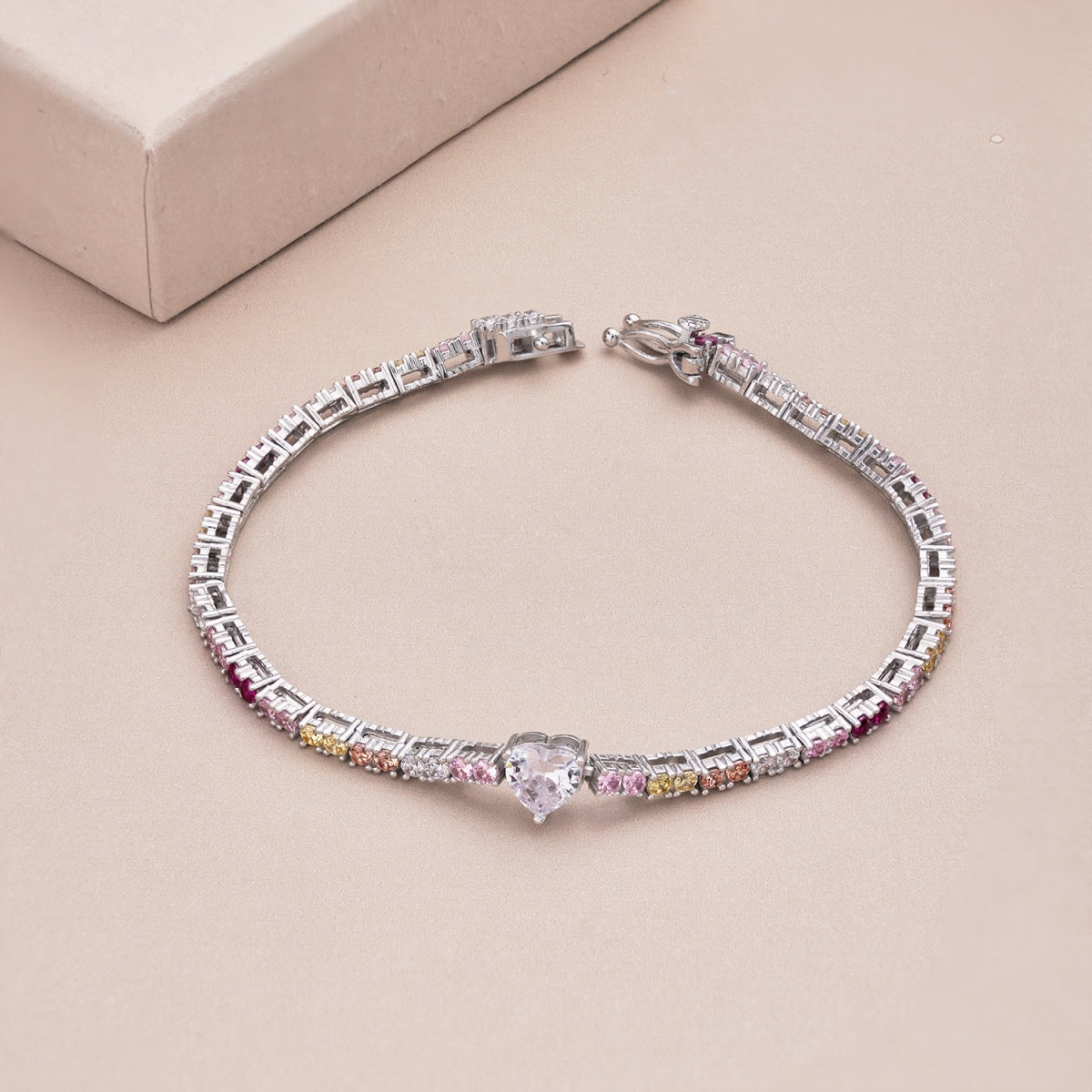 [Rosla]Delicate Romantic Heart Shape Lover Bracelet