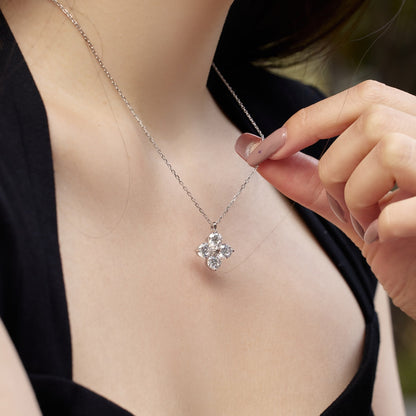 [Rosla]Four-Leaf Clover And Eight-Pointed Star Necklace