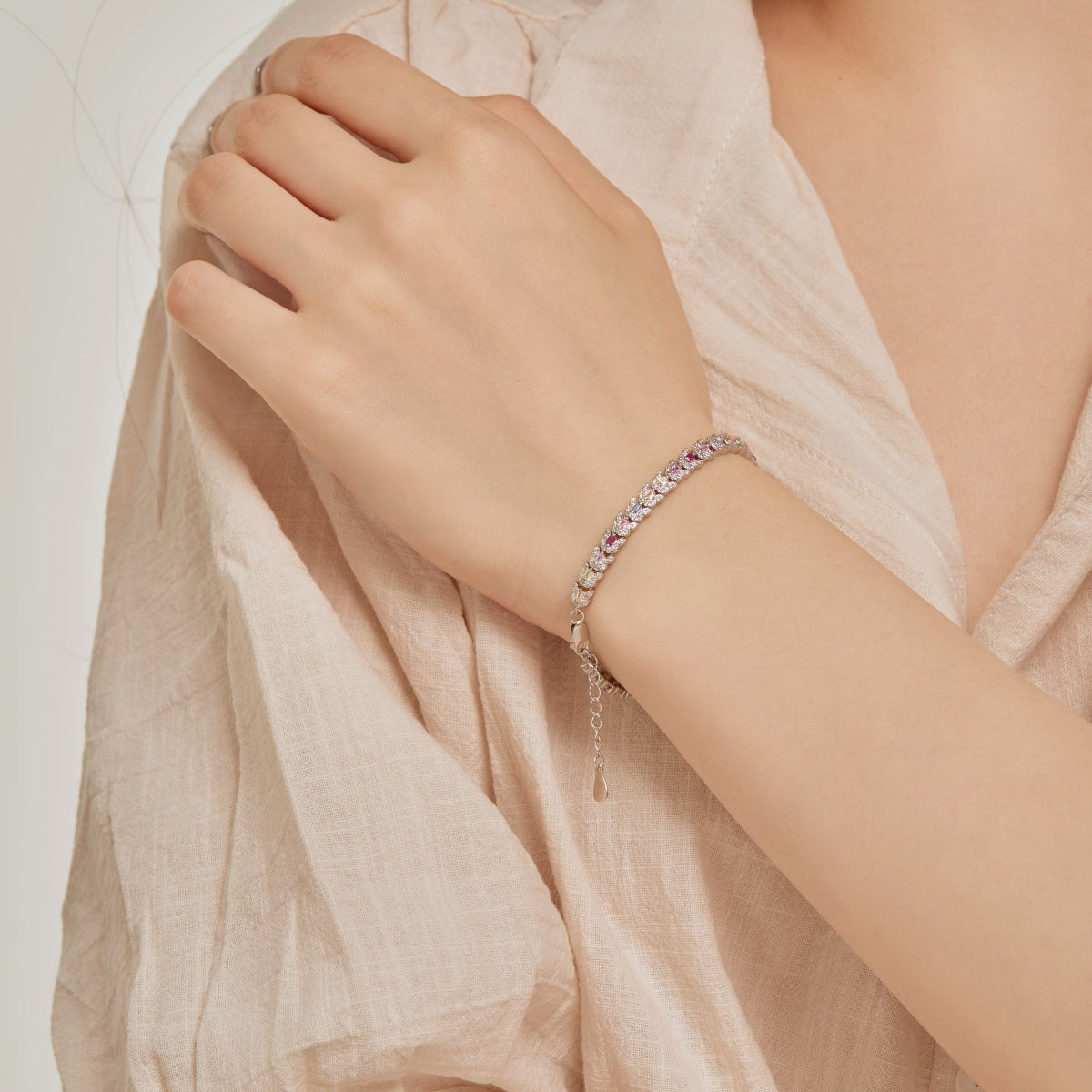 [Rosla]Delicate Colorful Multi Cut Daily Bracelet