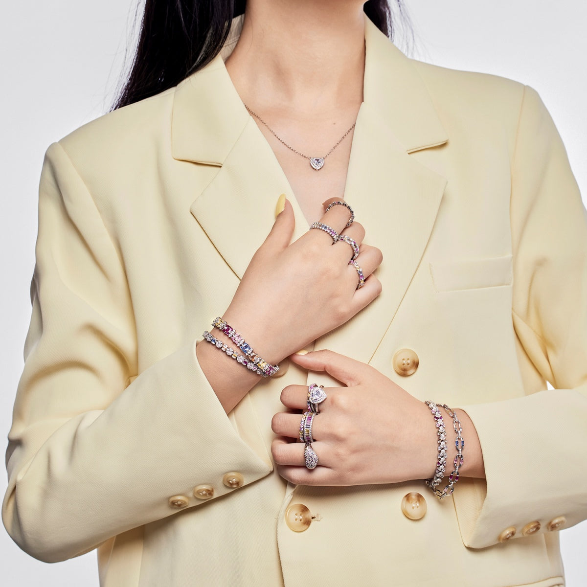 [Rosla]Splashy Ornate Emerald Cut Cocktail Ring