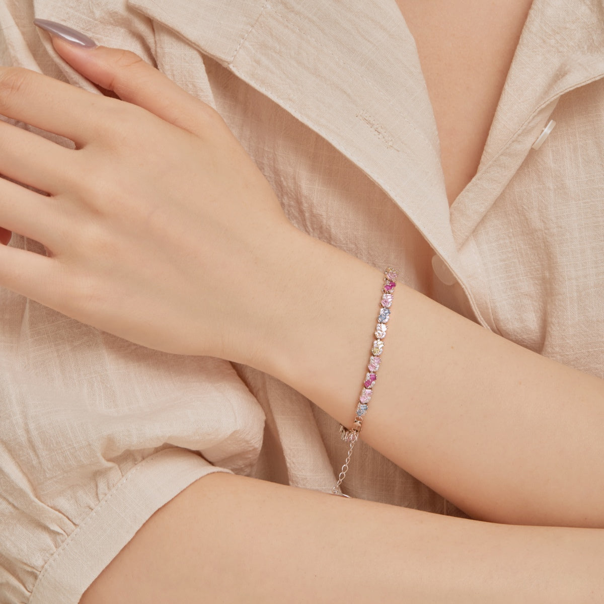 [Rosla]Ornate Colorful Flower Shape Party Bracelet